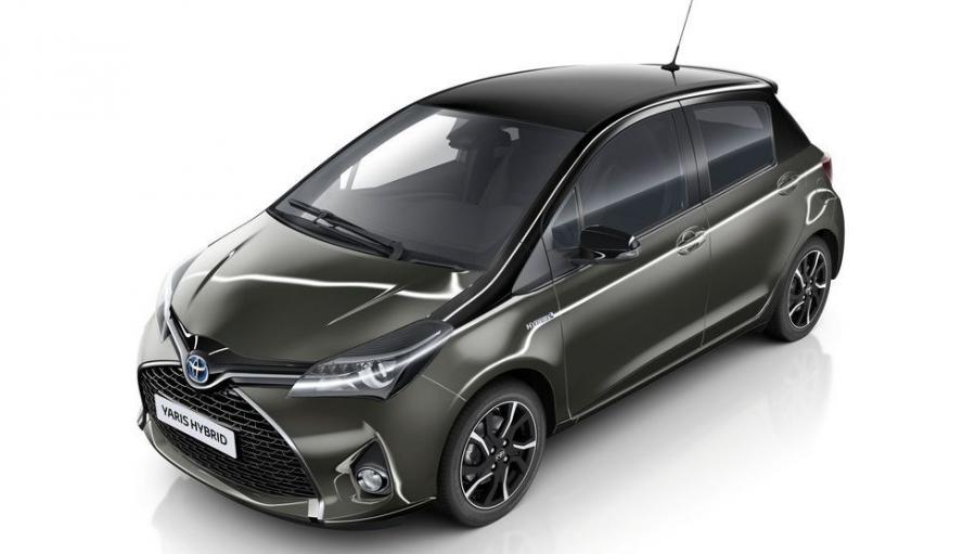  Toyota Yaris Trend Platinum Edition 2016 года  (фото 2 из 2)